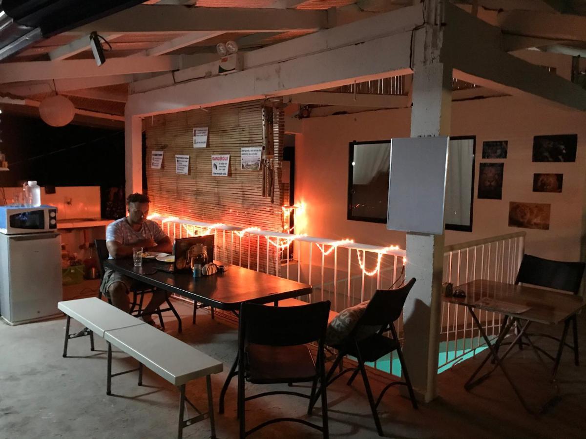 Hostel Lions Мамбаджао Екстериор снимка